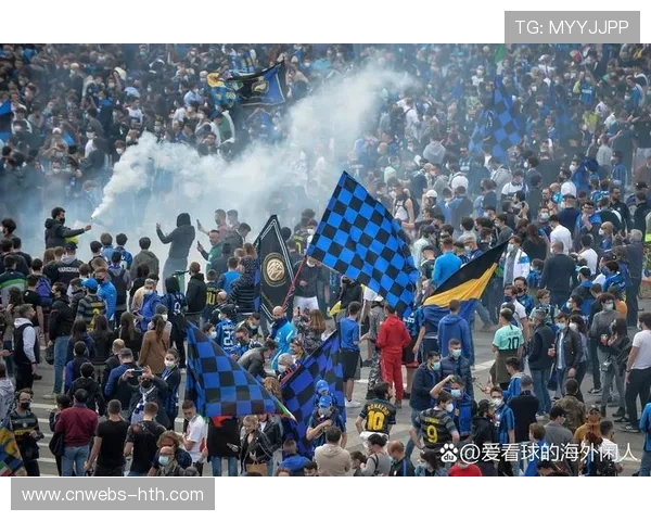 球迷闯入欧冠赛场被禁赛三年，俱乐部连带罚款